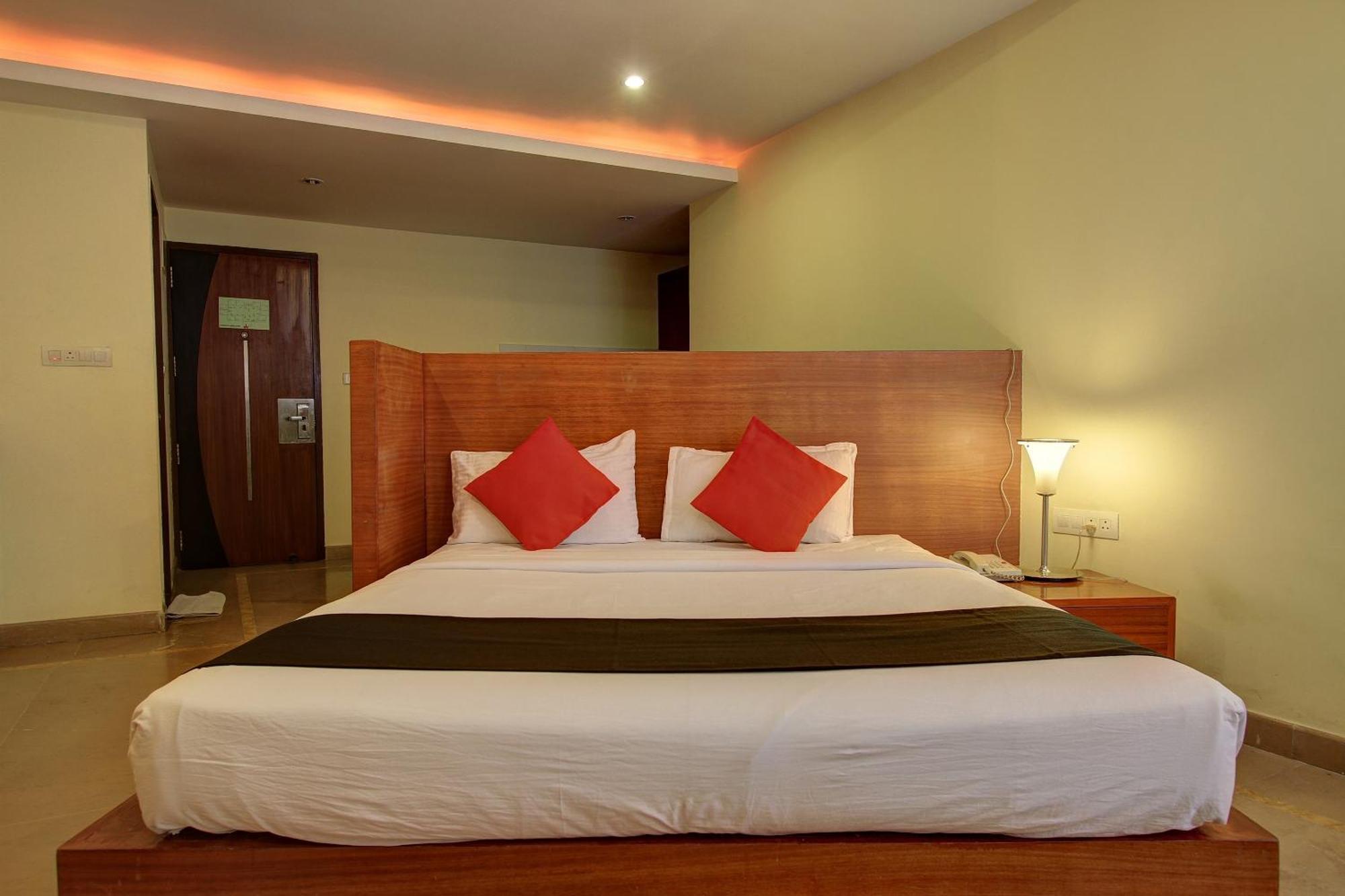 Hotel Townhouse Jp Residency Near Delhi Airport Neu-Delhi Exterior foto